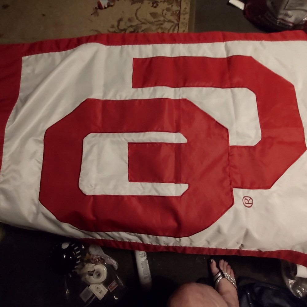 OU flag - Picture 4 of 4